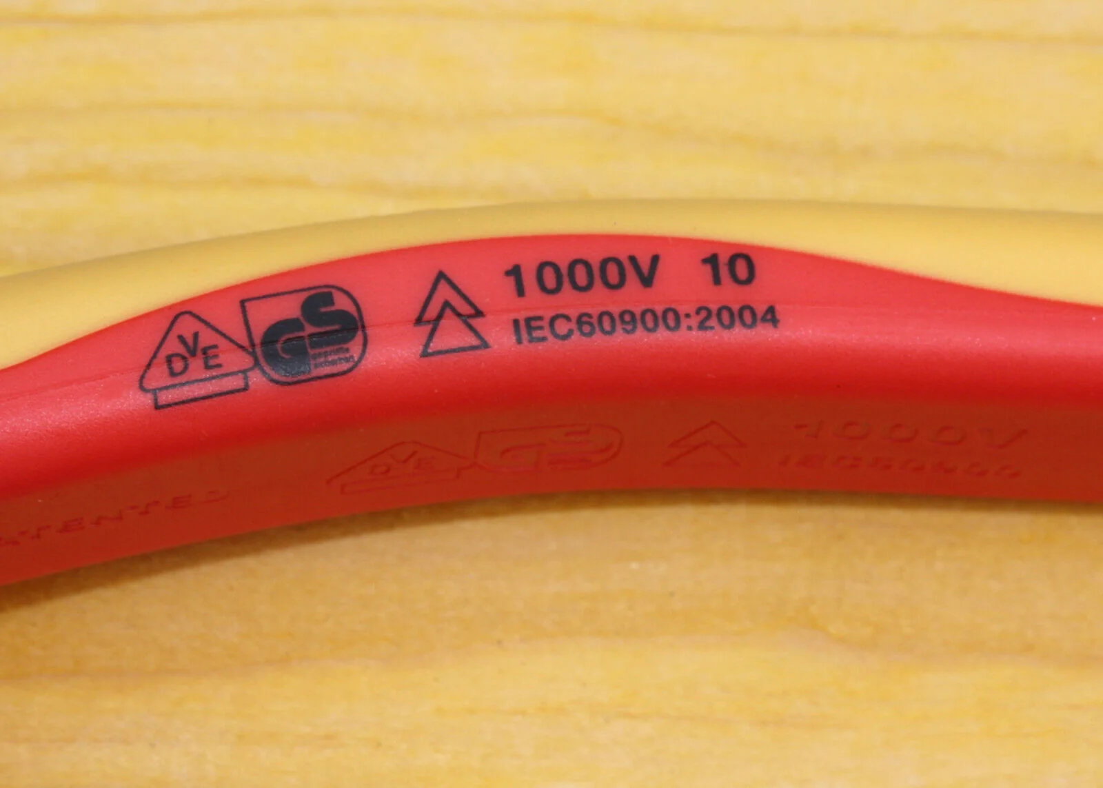 Spitzzange 200mm gerade VDE GS 1000V geprüft - #190926