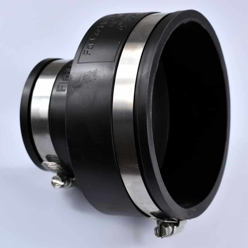 Cúpláil Solúbtha Laghdaitheora Píopaí 110 x 63 mm