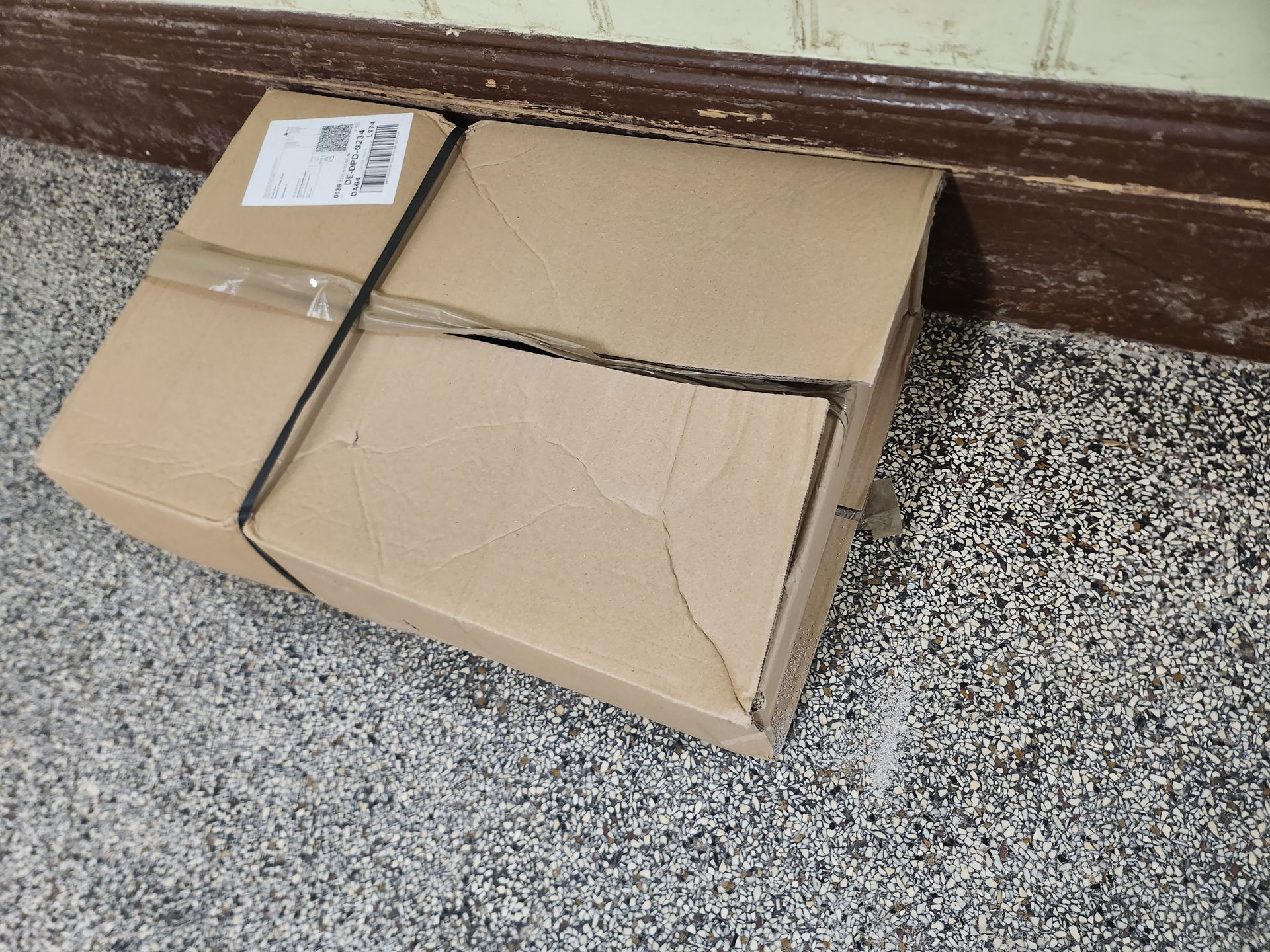 Athbhreithnigh an ceangaltán