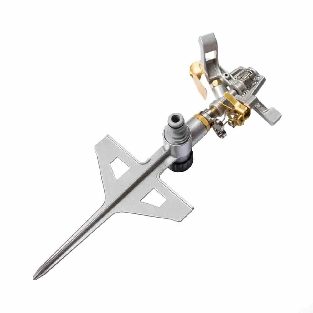 "Sprinkler faiche le Spike Talún | Sprinkler Gairdín Inchoigeartaithe image"